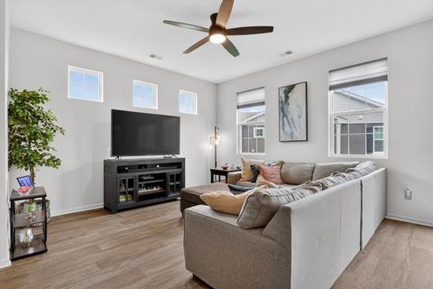 Tiny photo for 6403 Maple Glen Drive, Wonder Lake, IL 60097 (MLS # 12626561)