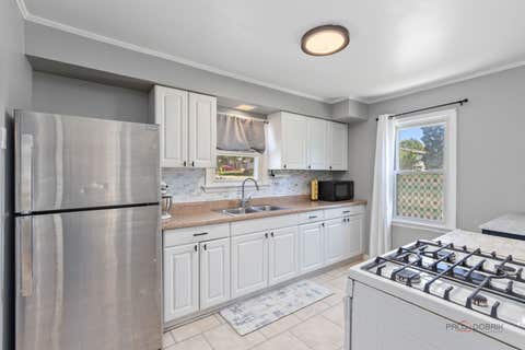 Tiny photo for 1506 N East End Avenue, Round Lake Beach, IL 60073 (MLS # 12691733)