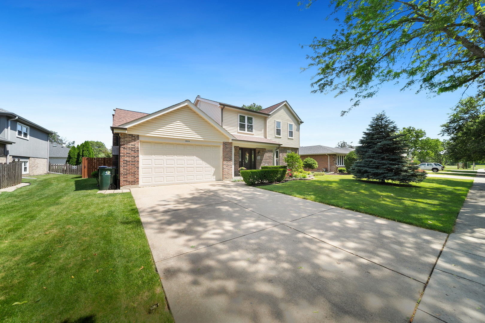 20W428 Westminster Drive