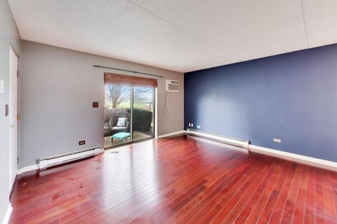 Tiny photo for 324 Klein Creek Court #A, Carol Stream, IL 60188 (MLS # 12608940)