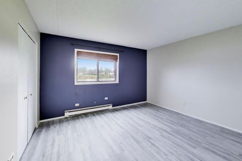 Tiny photo for 324 Klein Creek Court #A, Carol Stream, IL 60188 (MLS # 12608940)