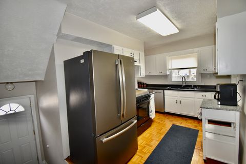 Tiny photo for 203 Denver Street, Bloomington, IL 61701 (MLS # 12537892)