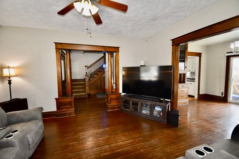 Tiny photo for 203 Denver Street, Bloomington, IL 61701 (MLS # 12537892)