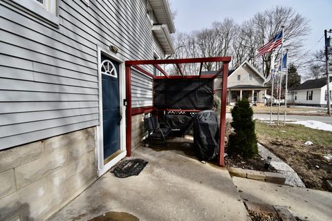 Tiny photo for 203 Denver Street, Bloomington, IL 61701 (MLS # 12537892)