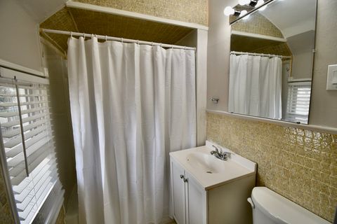 Tiny photo for 203 Denver Street, Bloomington, IL 61701 (MLS # 12537892)