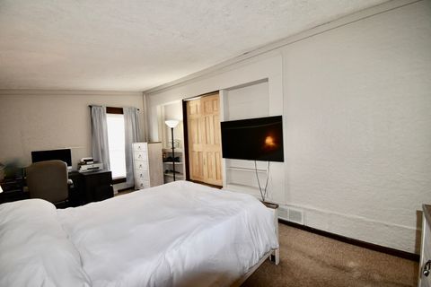 Tiny photo for 203 Denver Street, Bloomington, IL 61701 (MLS # 12537892)