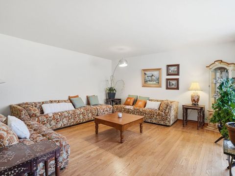 Tiny photo for 5722 Doe Circle, Westmont, IL 60559 (MLS # 12585801)