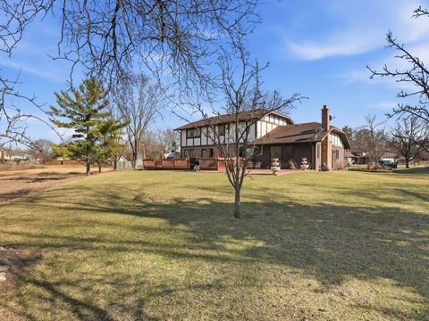 Tiny photo for 5722 Doe Circle, Westmont, IL 60559 (MLS # 12585801)