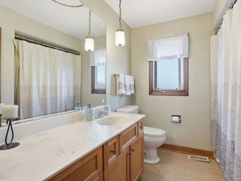 Tiny photo for 5722 Doe Circle, Westmont, IL 60559 (MLS # 12585801)