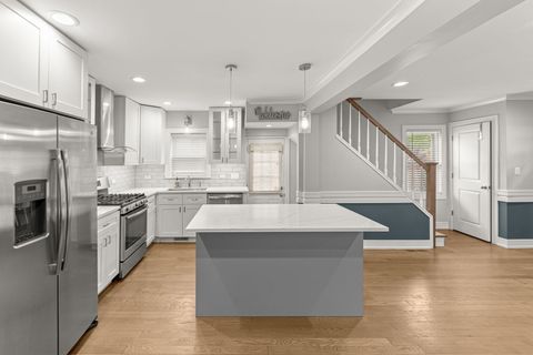 Tiny photo for 7805 W Balmoral Avenue, Chicago, IL 60656 (MLS # 12616122)