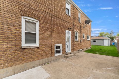 Tiny photo for 7805 W Balmoral Avenue, Chicago, IL 60656 (MLS # 12616122)