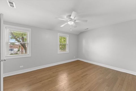Tiny photo for 7805 W Balmoral Avenue, Chicago, IL 60656 (MLS # 12616122)