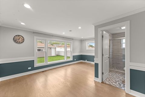 Tiny photo for 7805 W Balmoral Avenue, Chicago, IL 60656 (MLS # 12616122)