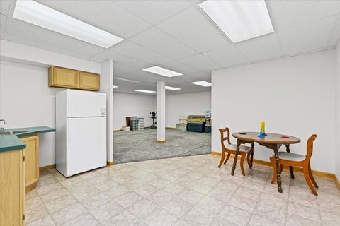 Tiny photo for 17917 W Pond Ridge Circle, Gurnee, IL 60031 (MLS # 12437635)