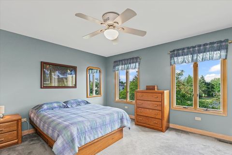 Tiny photo for 17917 W Pond Ridge Circle, Gurnee, IL 60031 (MLS # 12437635)