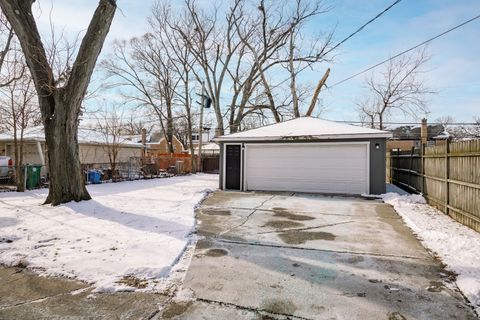 Tiny photo for 2616 S 12th Avenue, Broadview, IL 60155 (MLS # 12553204)
