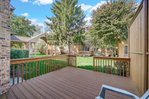 Tiny photo for 424 Ashbury Drive, Hinsdale, IL 60521 (MLS # 12540303)