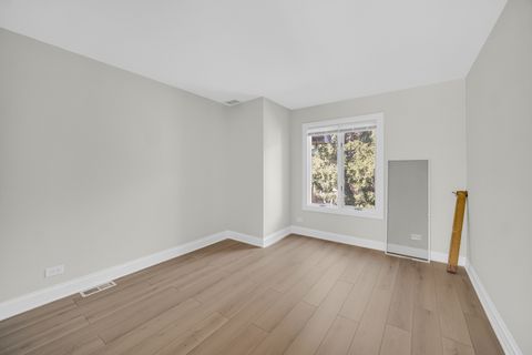 Tiny photo for 424 Ashbury Drive, Hinsdale, IL 60521 (MLS # 12540303)