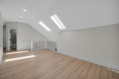 Tiny photo for 424 Ashbury Drive, Hinsdale, IL 60521 (MLS # 12540303)