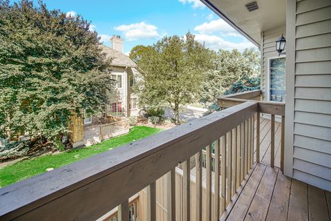 Tiny photo for 424 Ashbury Drive, Hinsdale, IL 60521 (MLS # 12540303)