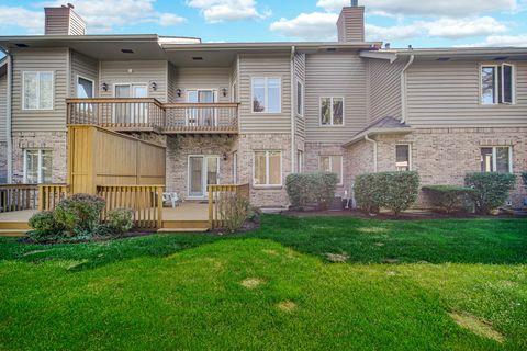 Tiny photo for 424 Ashbury Drive, Hinsdale, IL 60521 (MLS # 12540303)