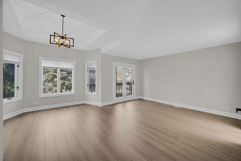 Tiny photo for 424 Ashbury Drive, Hinsdale, IL 60521 (MLS # 12540303)