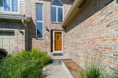 Tiny photo for 424 Ashbury Drive, Hinsdale, IL 60521 (MLS # 12540303)