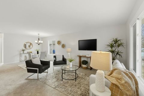 Tiny photo for 1328 Big Horn Trail, Carol Stream, IL 60188 (MLS # 12547804)