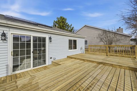 Tiny photo for 1328 Big Horn Trail, Carol Stream, IL 60188 (MLS # 12547804)