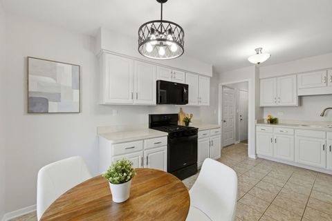 Tiny photo for 1328 Big Horn Trail, Carol Stream, IL 60188 (MLS # 12547804)