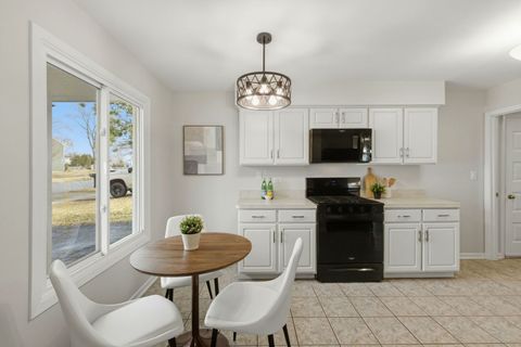 Tiny photo for 1328 Big Horn Trail, Carol Stream, IL 60188 (MLS # 12547804)