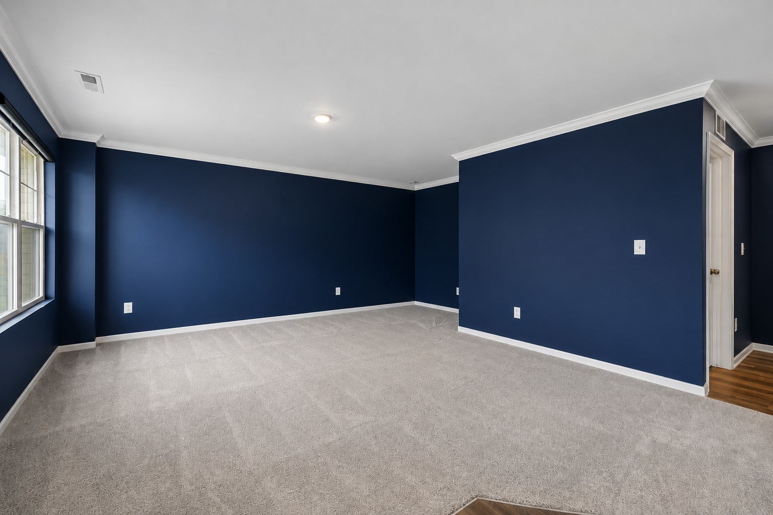 504 Comstock Road