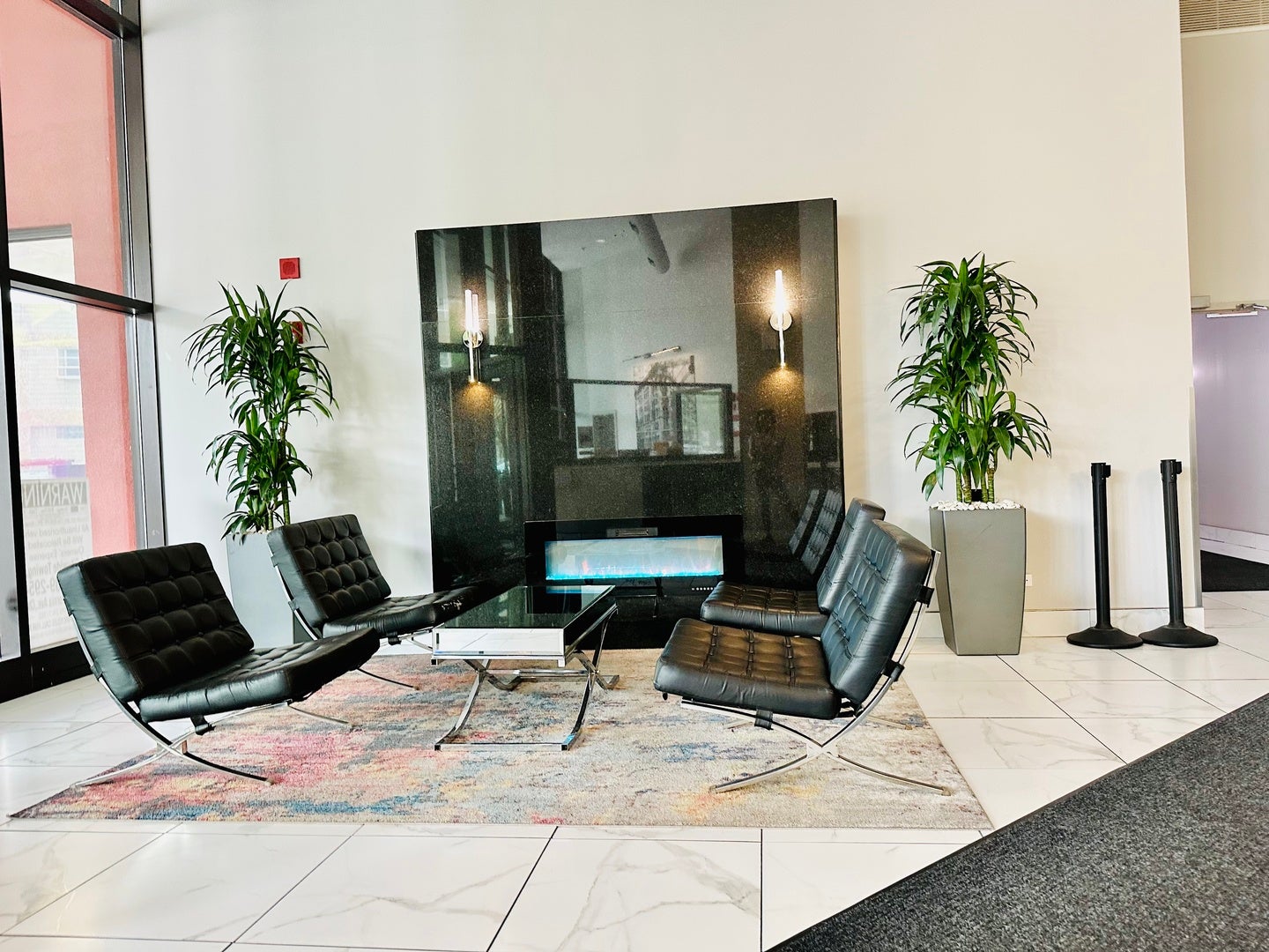 1645 W OGDEN Avenue 307