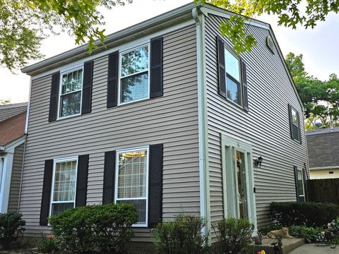 Tiny photo for 16 Forest Lane, Cary, IL 60013 (MLS # 12469453)