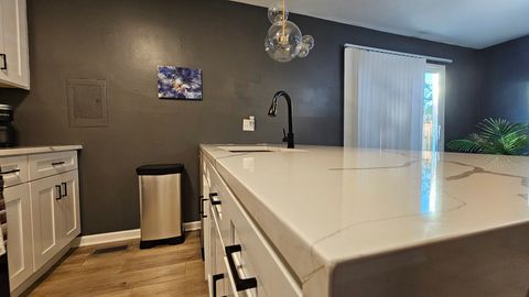 Tiny photo for 16 Forest Lane, Cary, IL 60013 (MLS # 12469453)