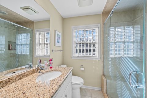 Tiny photo for 428 S Banbury Road, Arlington Heights, IL 60005 (MLS # 12518122)