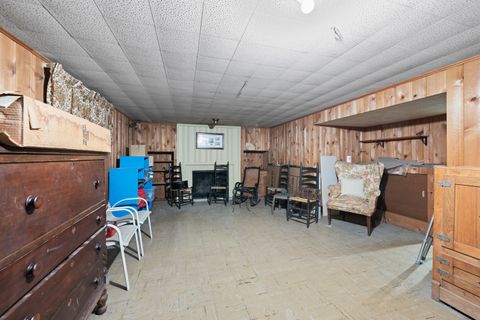 Tiny photo for 428 S Banbury Road, Arlington Heights, IL 60005 (MLS # 12518122)