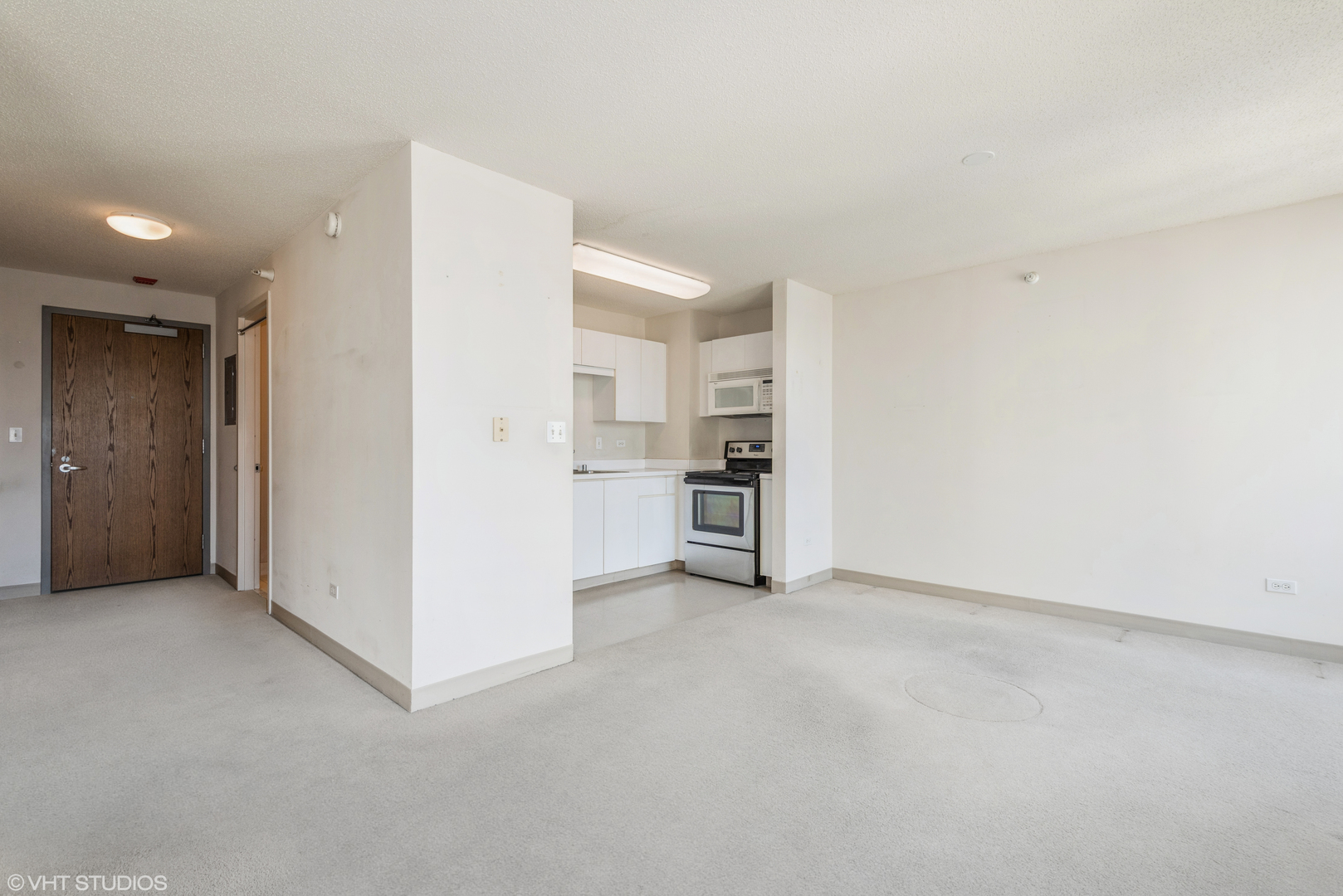 2 E Erie Street 2810