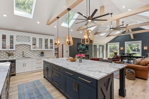 Tiny photo for 404 Inverdale Drive, Inverness, IL 60010 (MLS # 12474690)