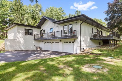 Tiny photo for 404 Inverdale Drive, Inverness, IL 60010 (MLS # 12474690)