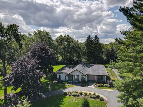 Tiny photo for 404 Inverdale Drive, Inverness, IL 60010 (MLS # 12474690)