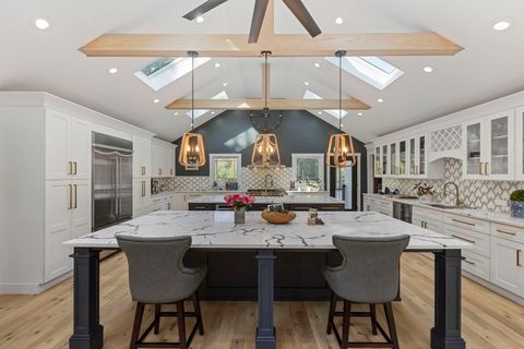 Tiny photo for 404 Inverdale Drive, Inverness, IL 60010 (MLS # 12474690)