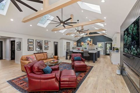 Tiny photo for 404 Inverdale Drive, Inverness, IL 60010 (MLS # 12474690)