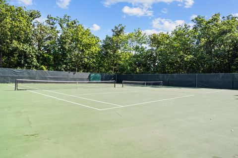 Tiny photo for 28 Warrington Drive, Lake Bluff, IL 60044 (MLS # 12457909)