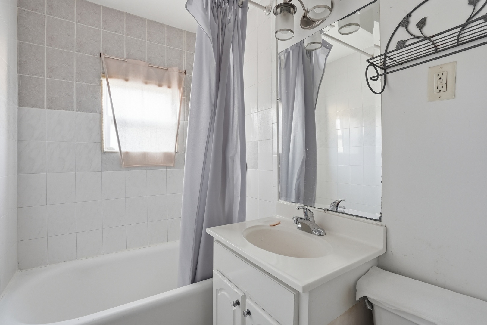 10046 S Commercial Avenue