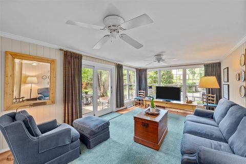 Tiny photo for 507 Kenilworth Avenue, Kenilworth, IL 60043 (MLS # 12466048)