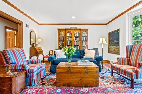 Tiny photo for 507 Kenilworth Avenue, Kenilworth, IL 60043 (MLS # 12466048)