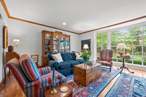 Tiny photo for 507 Kenilworth Avenue, Kenilworth, IL 60043 (MLS # 12466048)