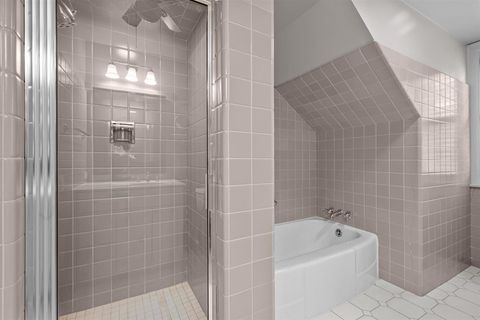 Tiny photo for 507 Kenilworth Avenue, Kenilworth, IL 60043 (MLS # 12466048)