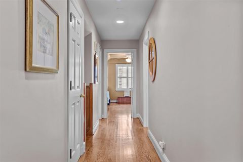 Tiny photo for 507 Kenilworth Avenue, Kenilworth, IL 60043 (MLS # 12466048)